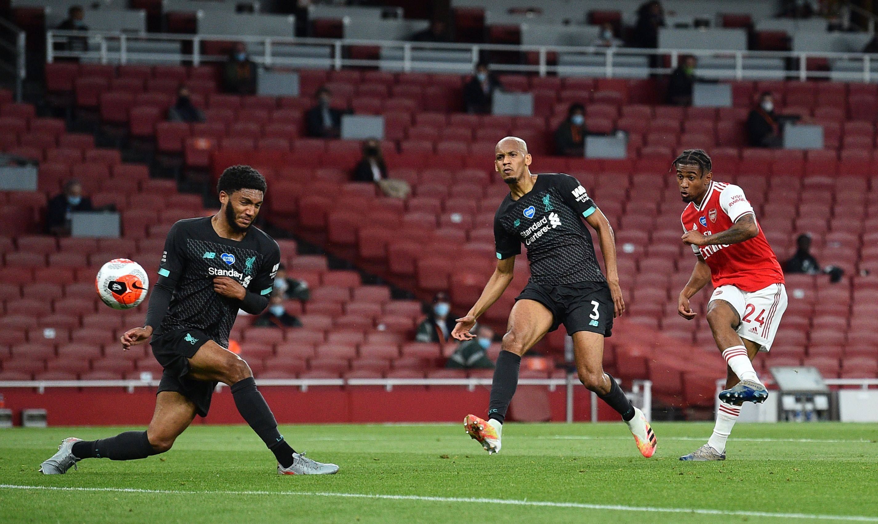 射直挂球门 射直挂球门